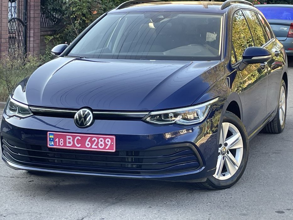 VW Golf 8 /2.0 дизель/