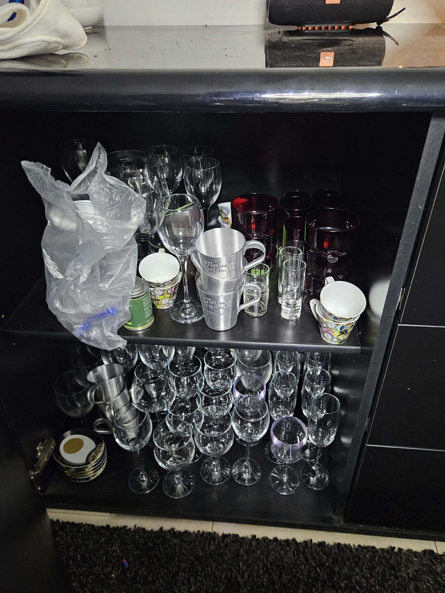 Movel preto de sala