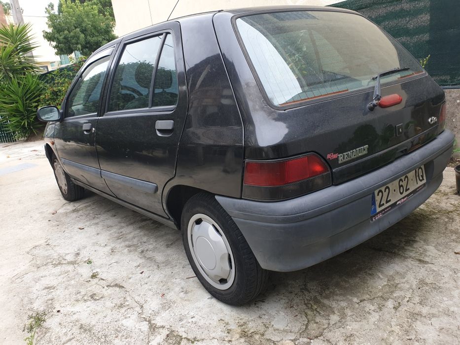 Renault Clio 1.0 Gasolina 1997 – Económico, Fiável e Inspeção em Dia