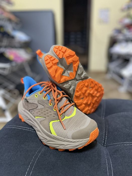 Жіночі кросівки HOKA ANACAPA 2 LOW Gore-Tex(Оригінал)36-22см

нові без