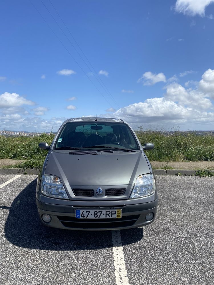 Renault Megane Scenic