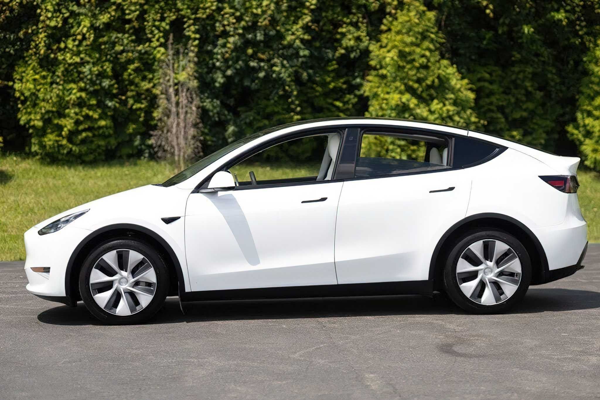Tesla Model Y Long Range 2022