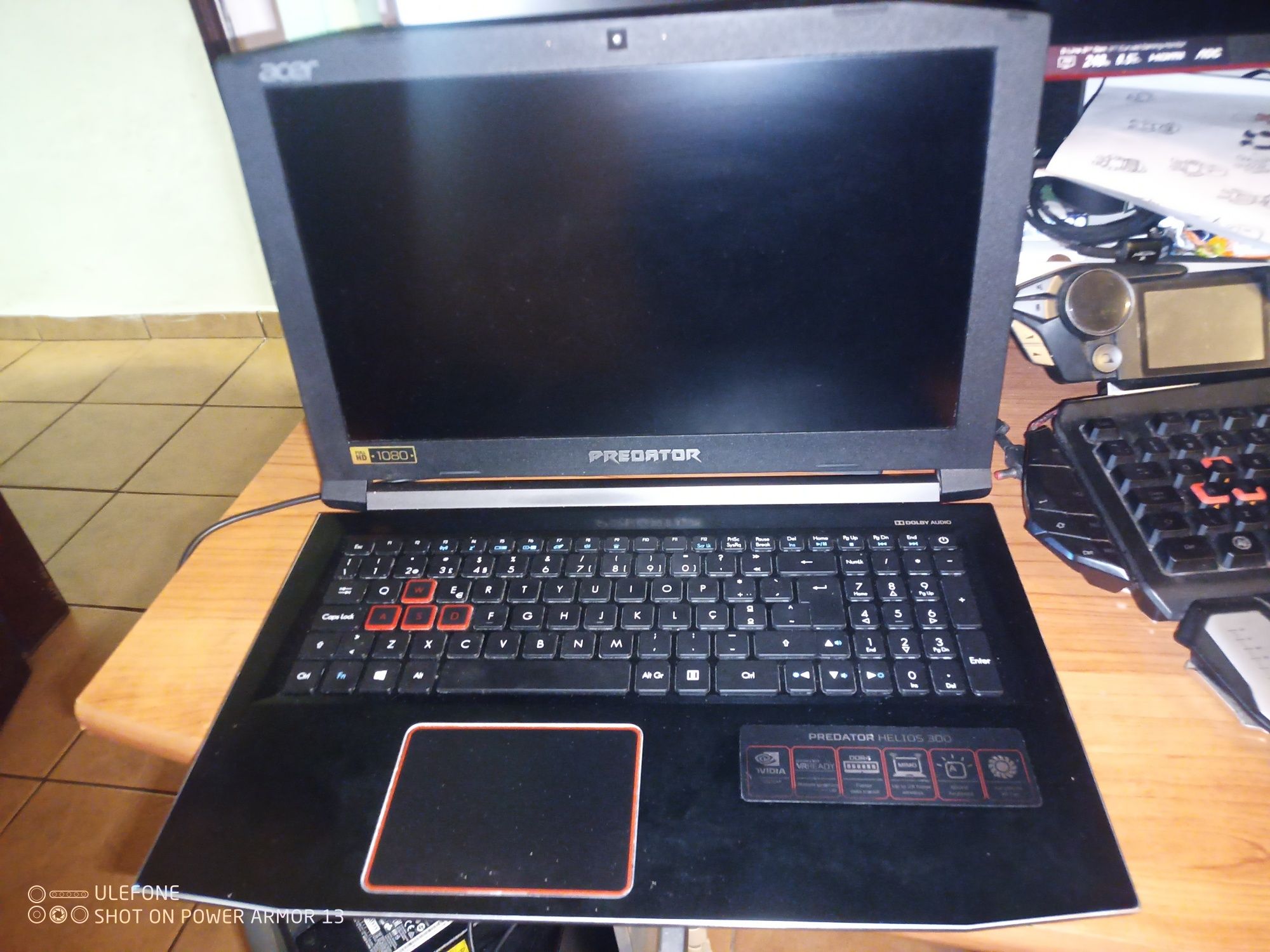 Acer Predator hélios 300