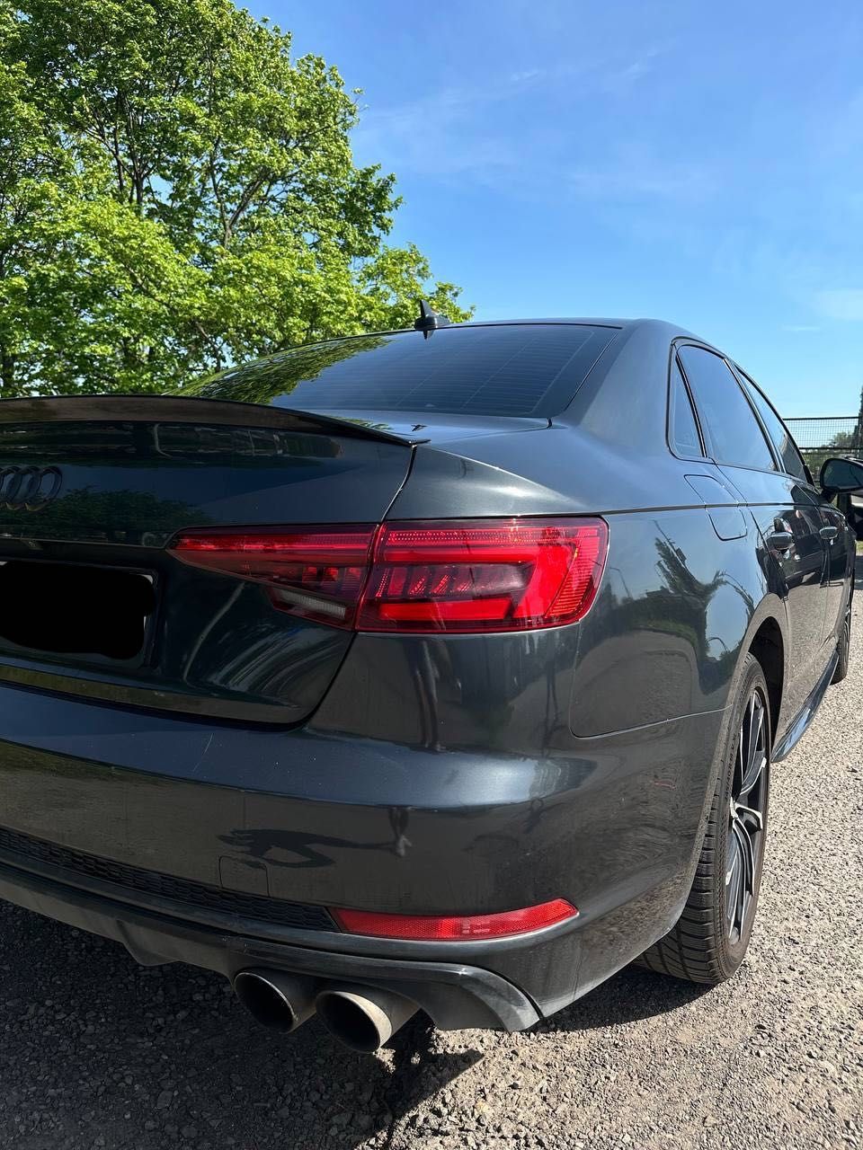 Audi A4 PREMIUM 2016