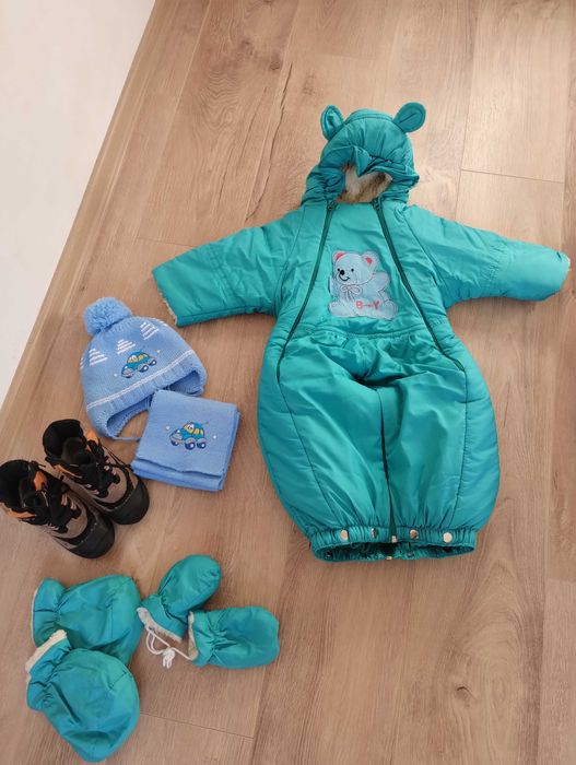 Зимовий комбінезон +зимові сапоги reima