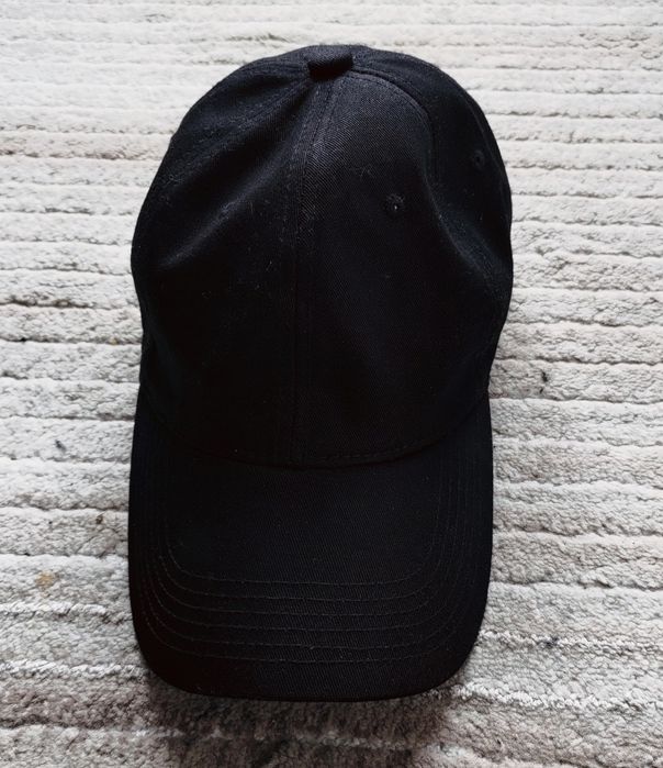 Czapka z daszkiem czarna regulowana nowa