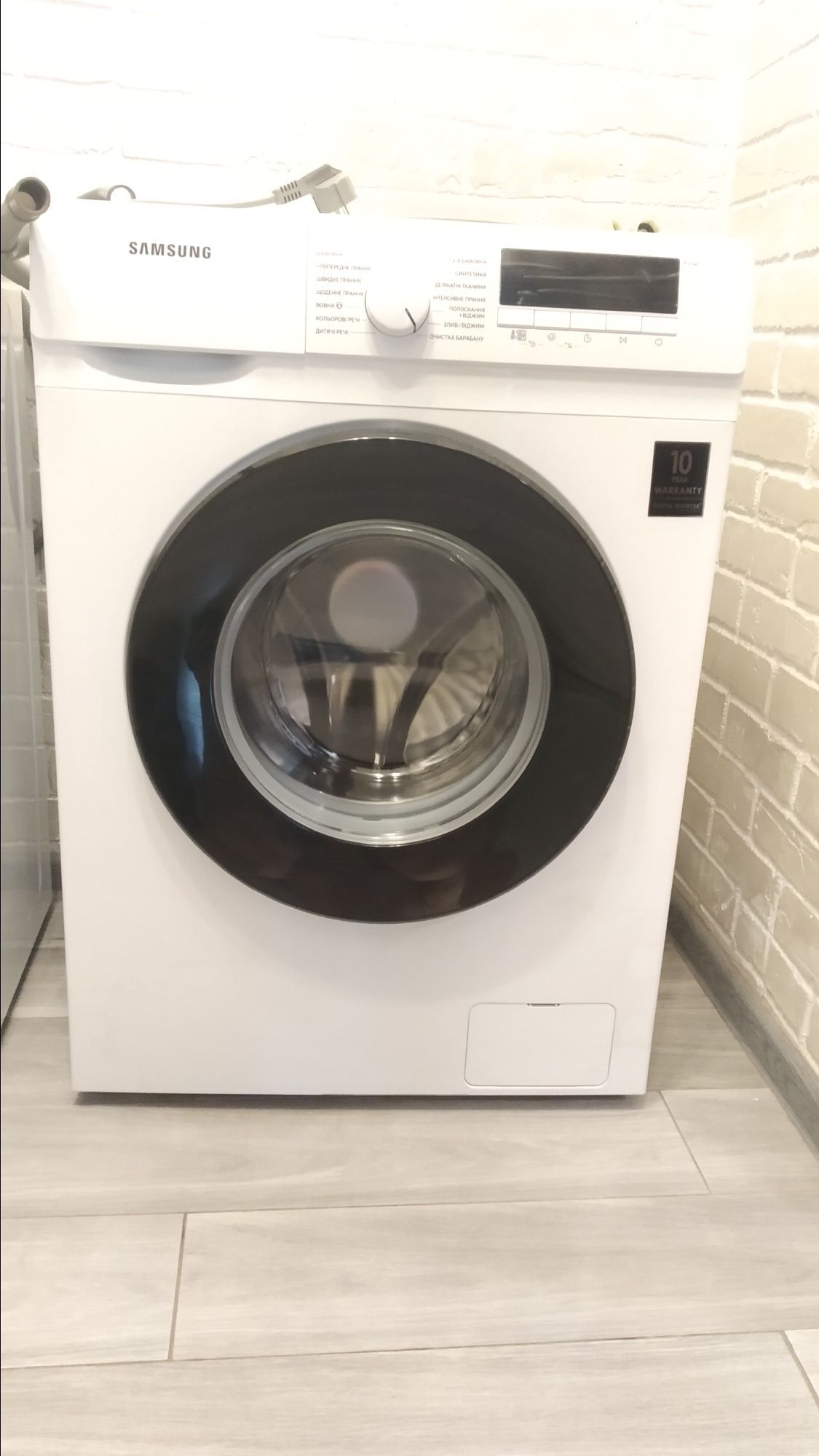 Пральна машина вузька Samsung WW70T3020BW/UA