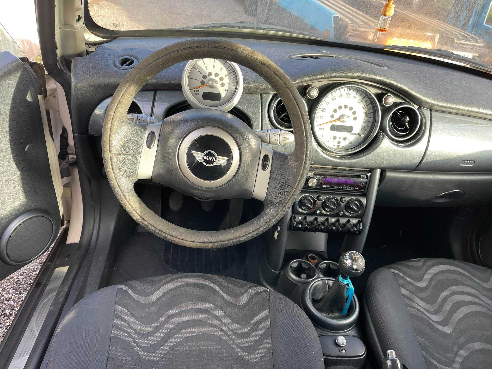 MINI 2003 PARA PEÇAS