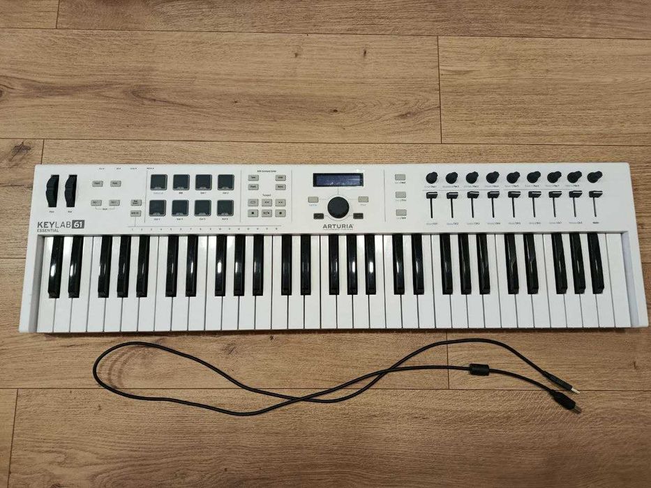 Midi-клавиатура Arturia keylab essential 61