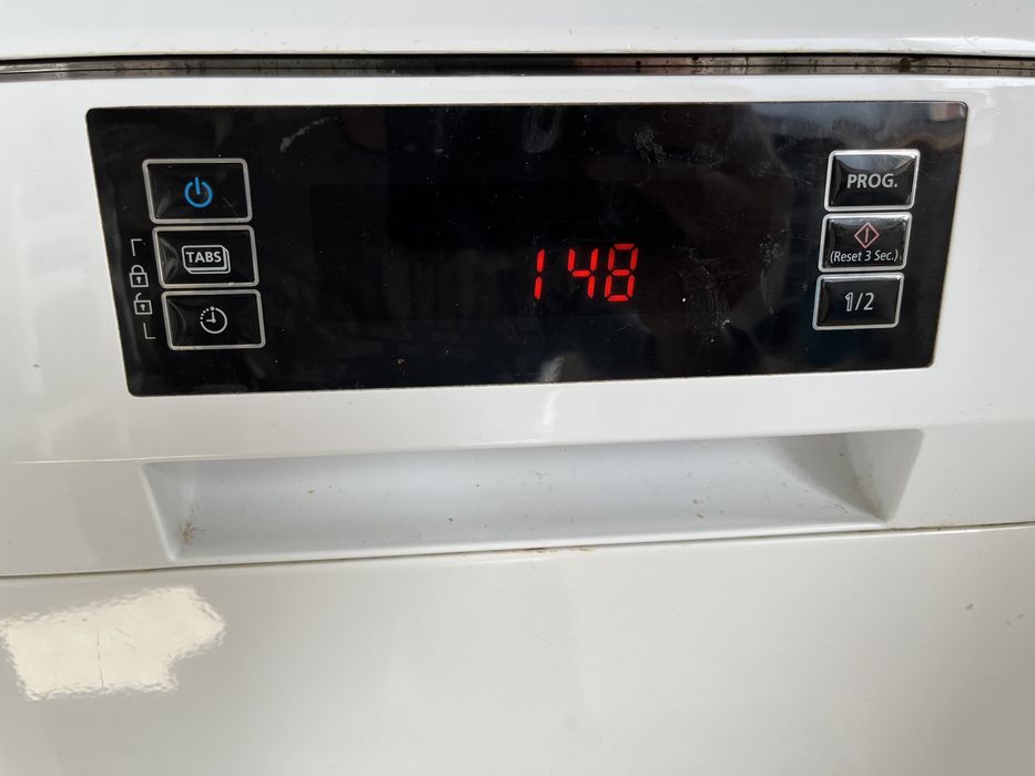 Máquina Loiça Samsung DW FN320W - ler anúncio