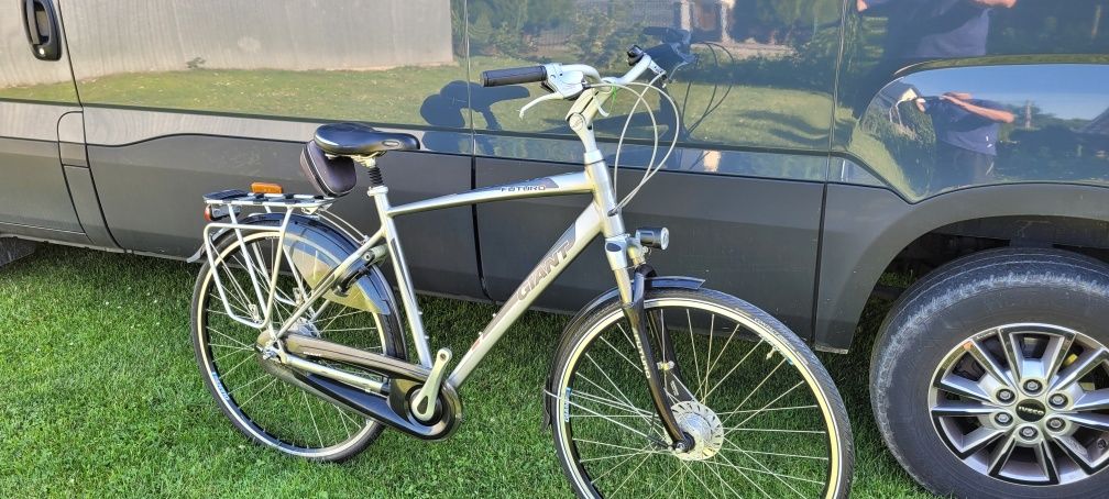 Giant Futuro Cs 28
