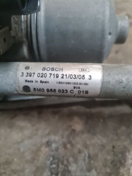 Mechanizm wycieraczek lewy Vw Golf V Plus