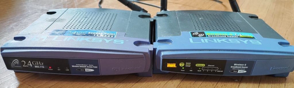 Routery Linksys 2 sztuki