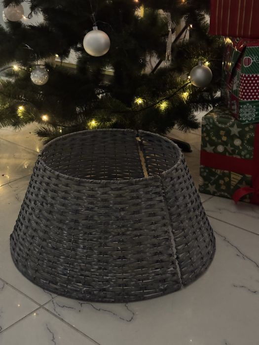 Новорічна прикраса для ялинки спвдниці