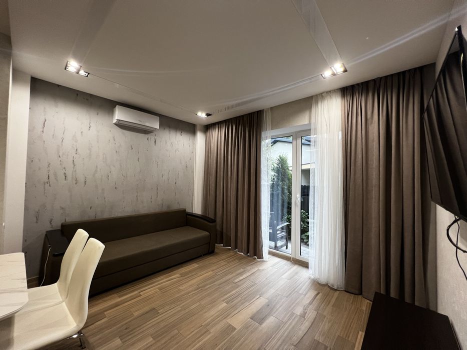 Здам котедж в центрі міста