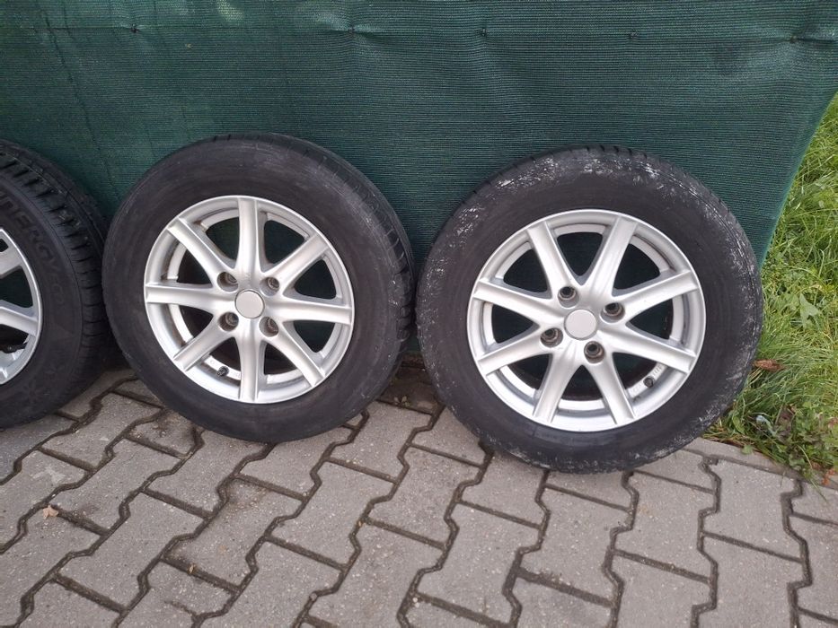 Alufelgi 4x114,3 r14 proste opony Lato
