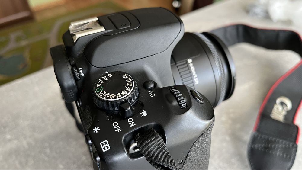 Canon EOS 650D + Об’єктив, Спалах, Аксесуари – Продам Комплект!