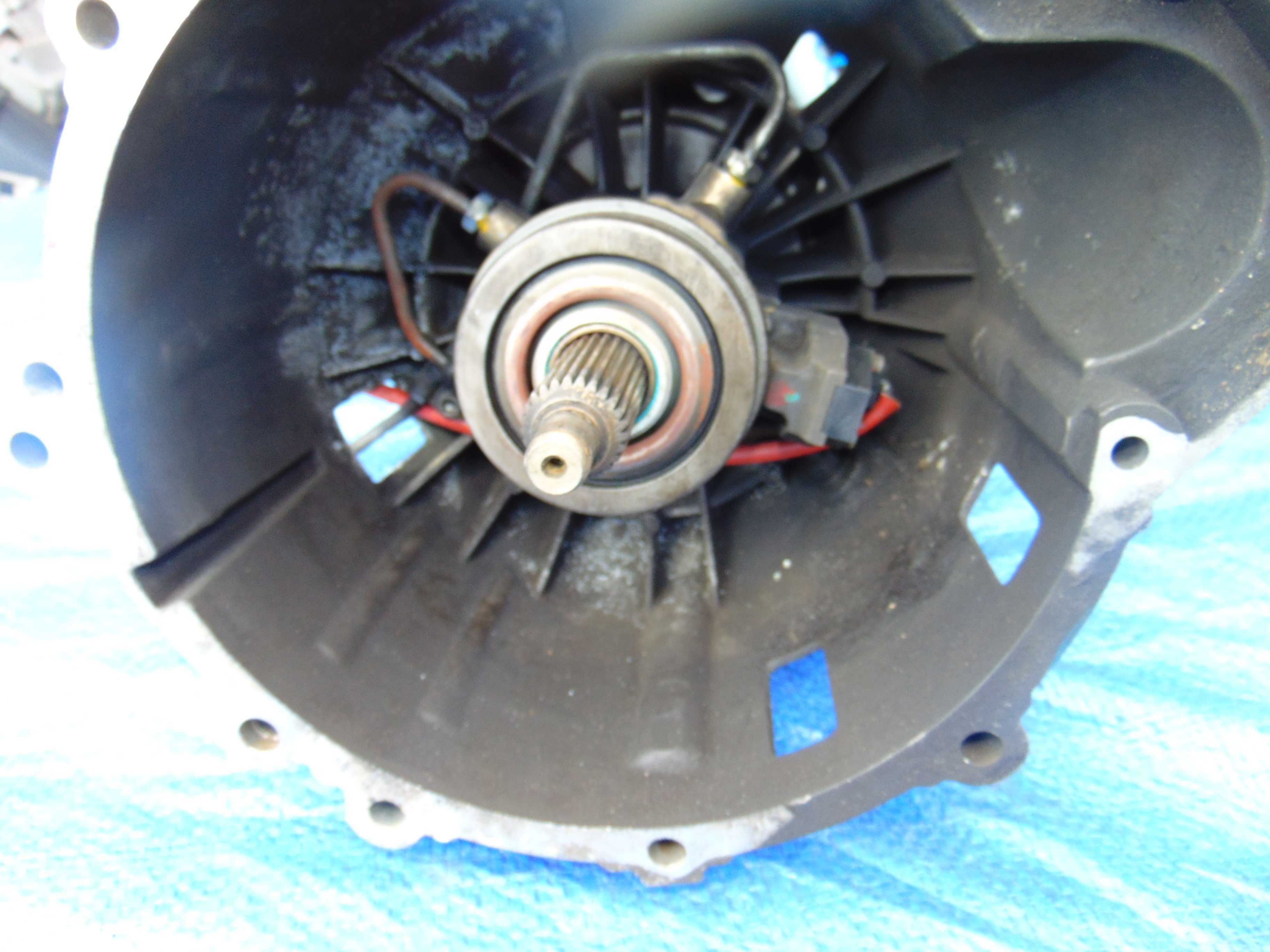 QUATTROPORTE V M139 4.2 V8 Obudowa Wysprzęglik Oryginał Opolskie F1