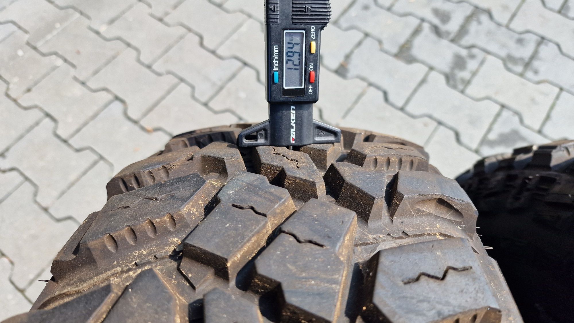 Opony Terenowe Cooper Discoverer STT Pro  225/75R16 115/112Q 3318