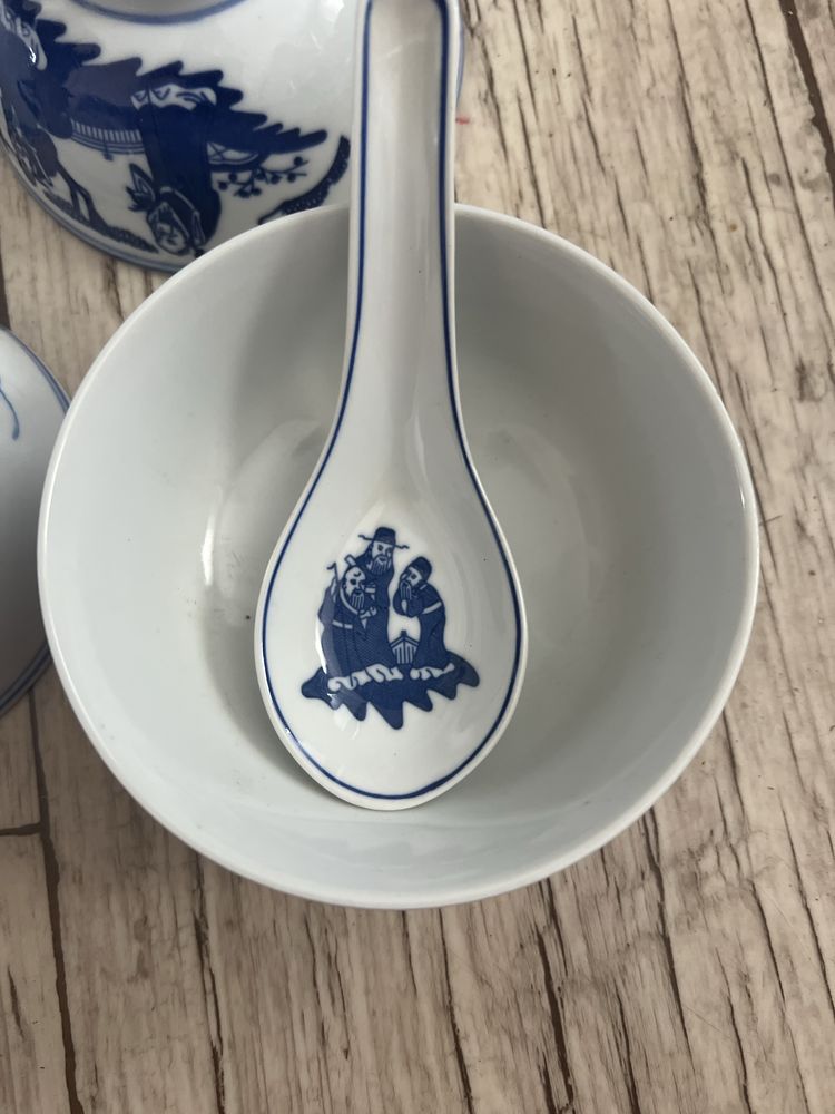 Porcelana chińska -7 miseczek  z czasów PRL