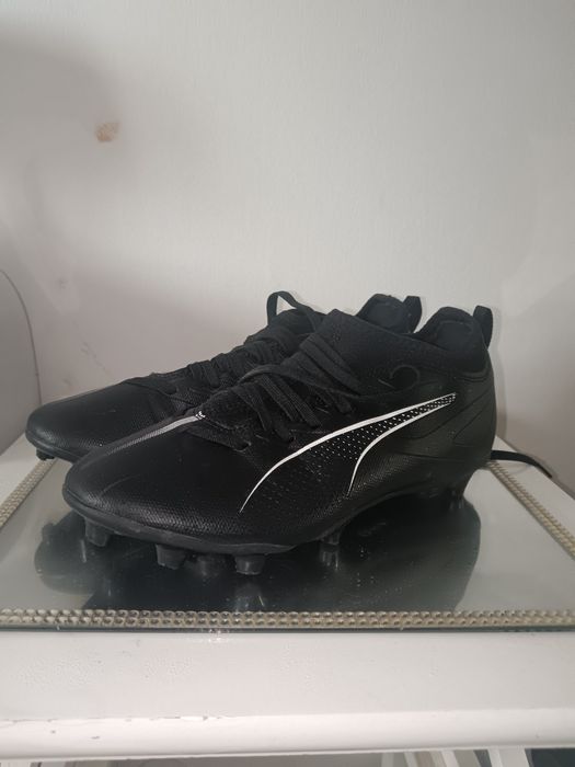 Buty korki Puma rozmiar 37,5