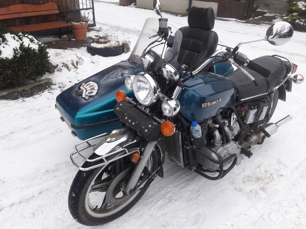 Honda GL 1000 Wózek boczny.