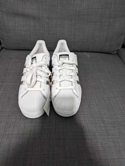 Sapatilhas Adidas Supertar