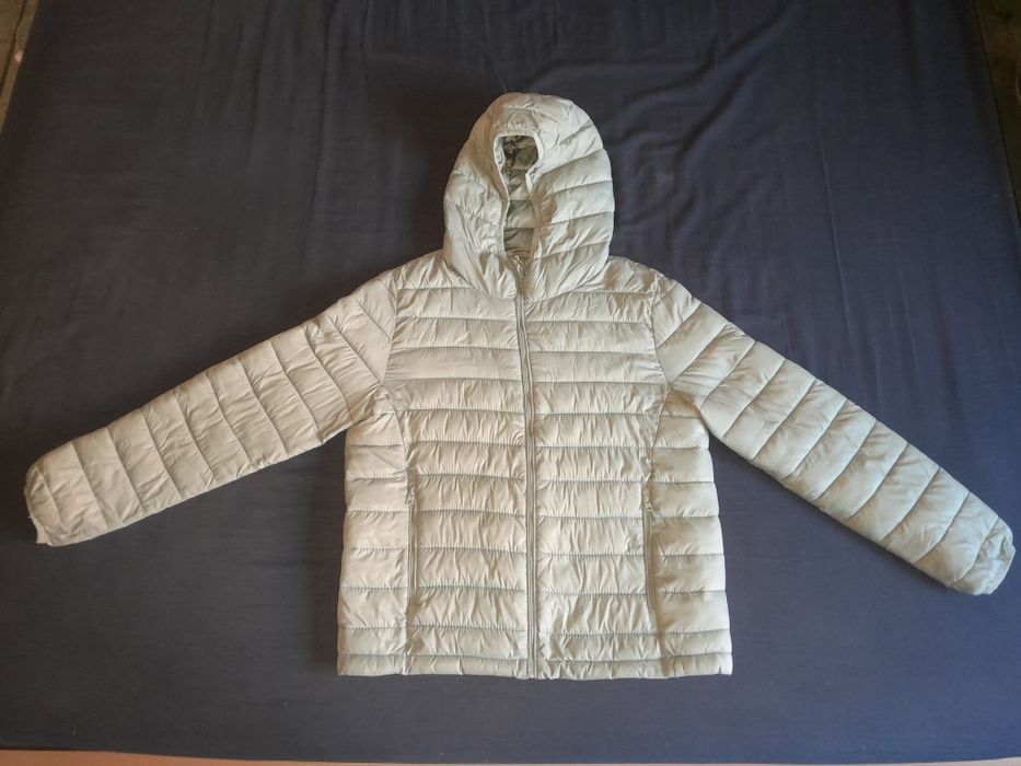 Продам курточку на подростка