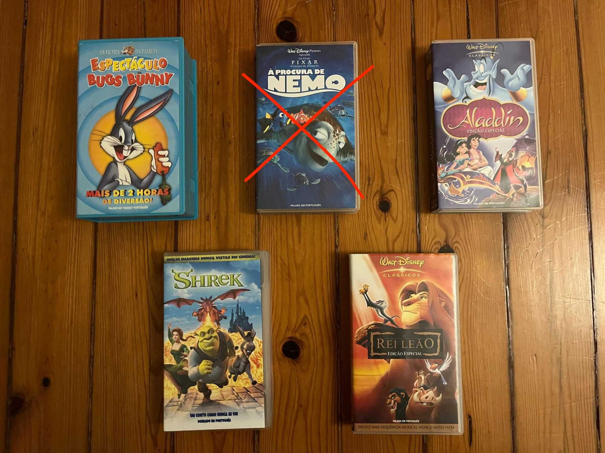 Pack 4 Cassetes VHS - O rei leão, Aladin, Shrek, Bugs Bunny
