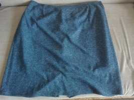 Spódnica niebieska typu tuba