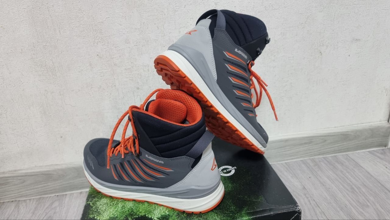РАСПРОДАЖА!!! Lowa Axos GTX Mid.