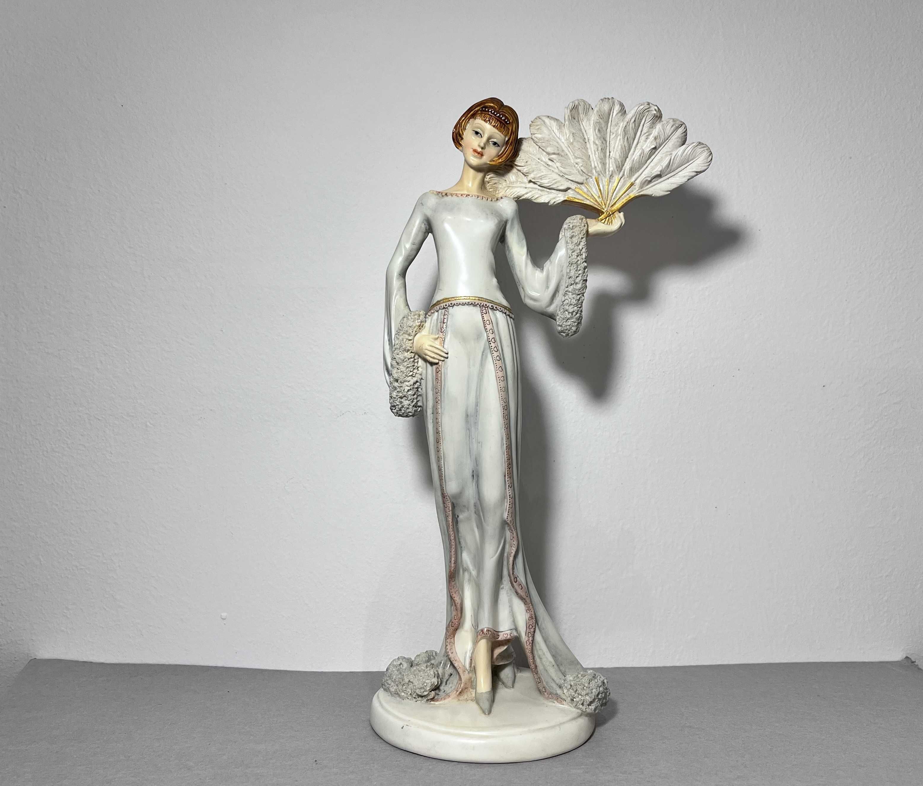 Figurka kobieta- Leonardo Collection seria: Art Deco lata 90