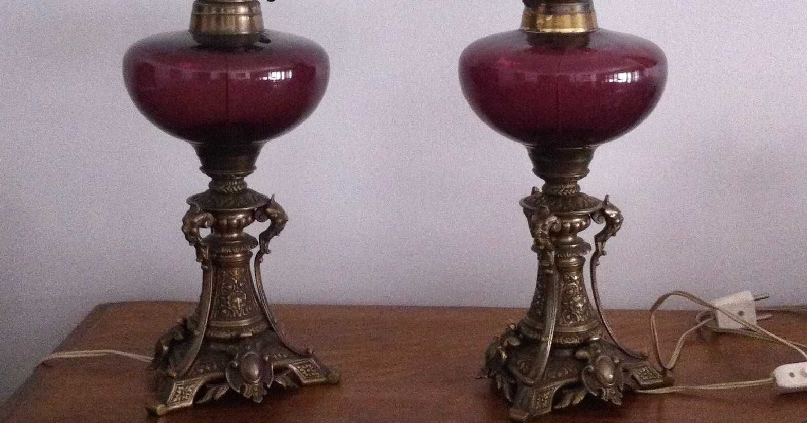 Candeeiros de mesa antigos