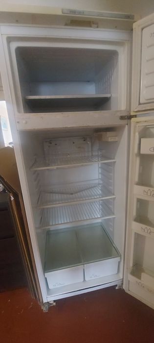 Холодильник Атлант.