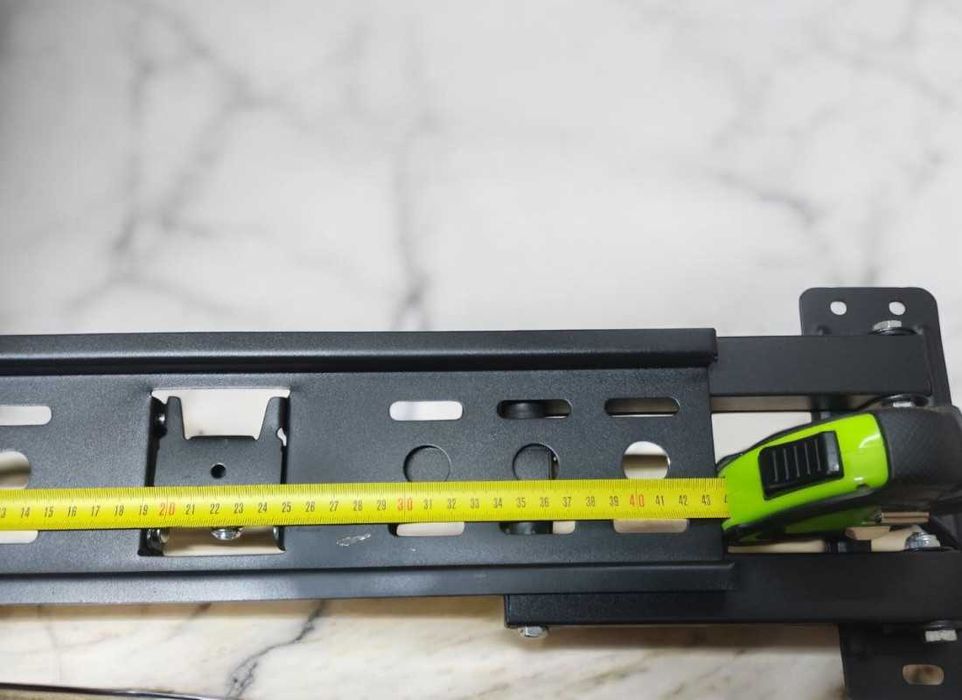 Поворотний кронштейн для телевізора з поворотом 26"- 52" до 50 кг