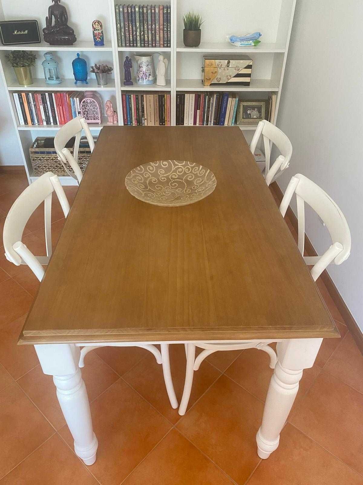 Mesa de refeições rectangular -  6 pessoas