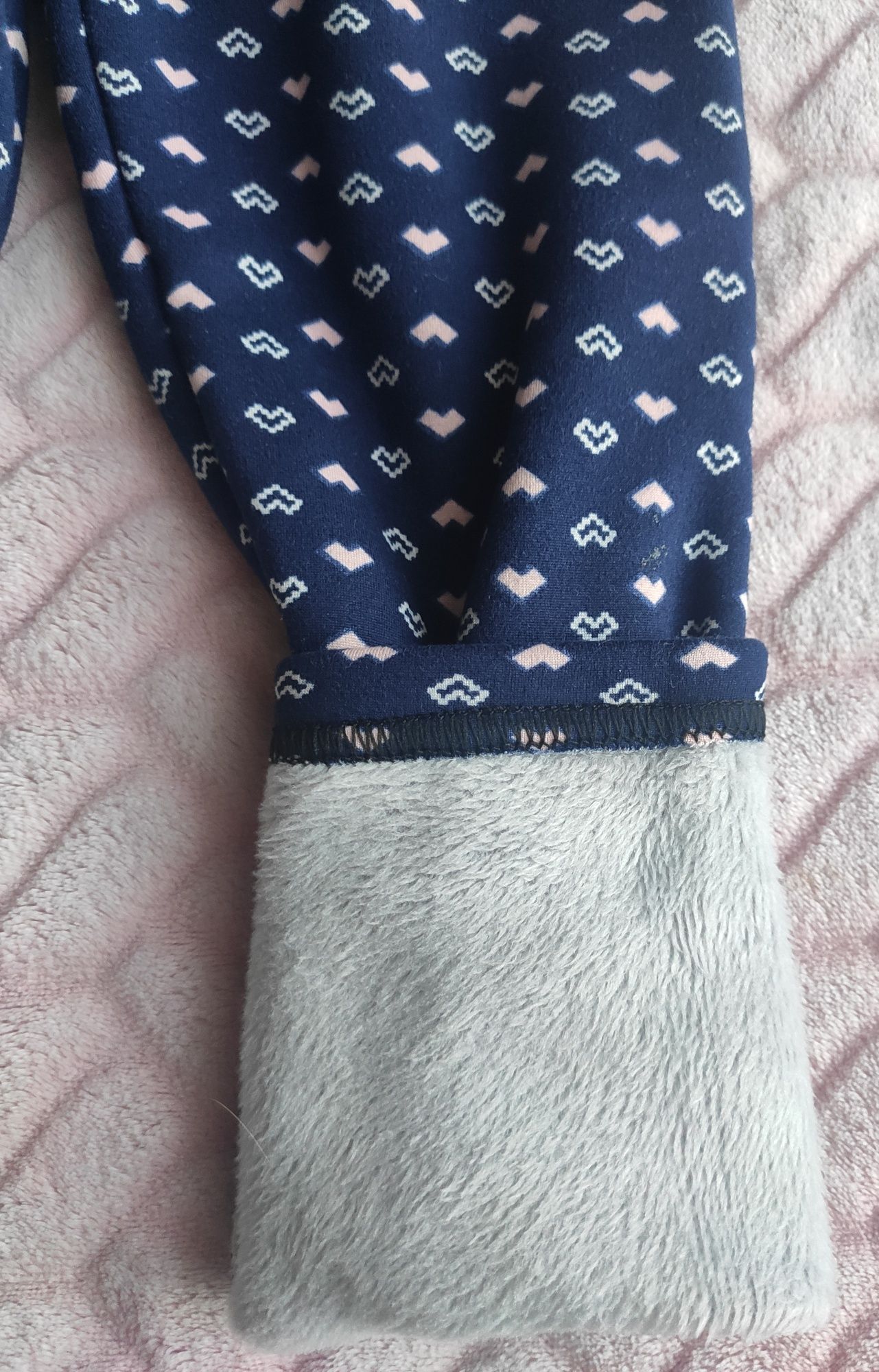 Legginsy ocieplane w serduszka 98/104