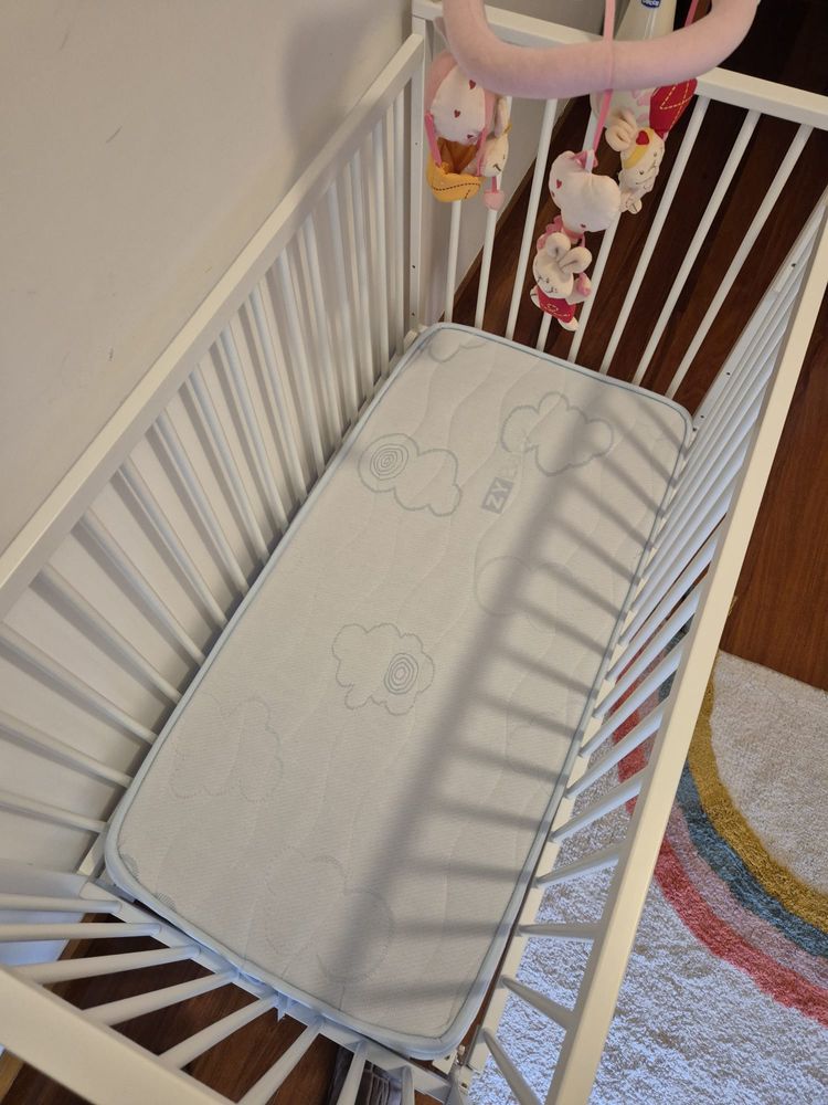 Berço e colchao zippy como novos
