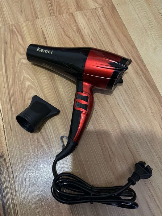 Фен Kemei 2 в 1 1800W