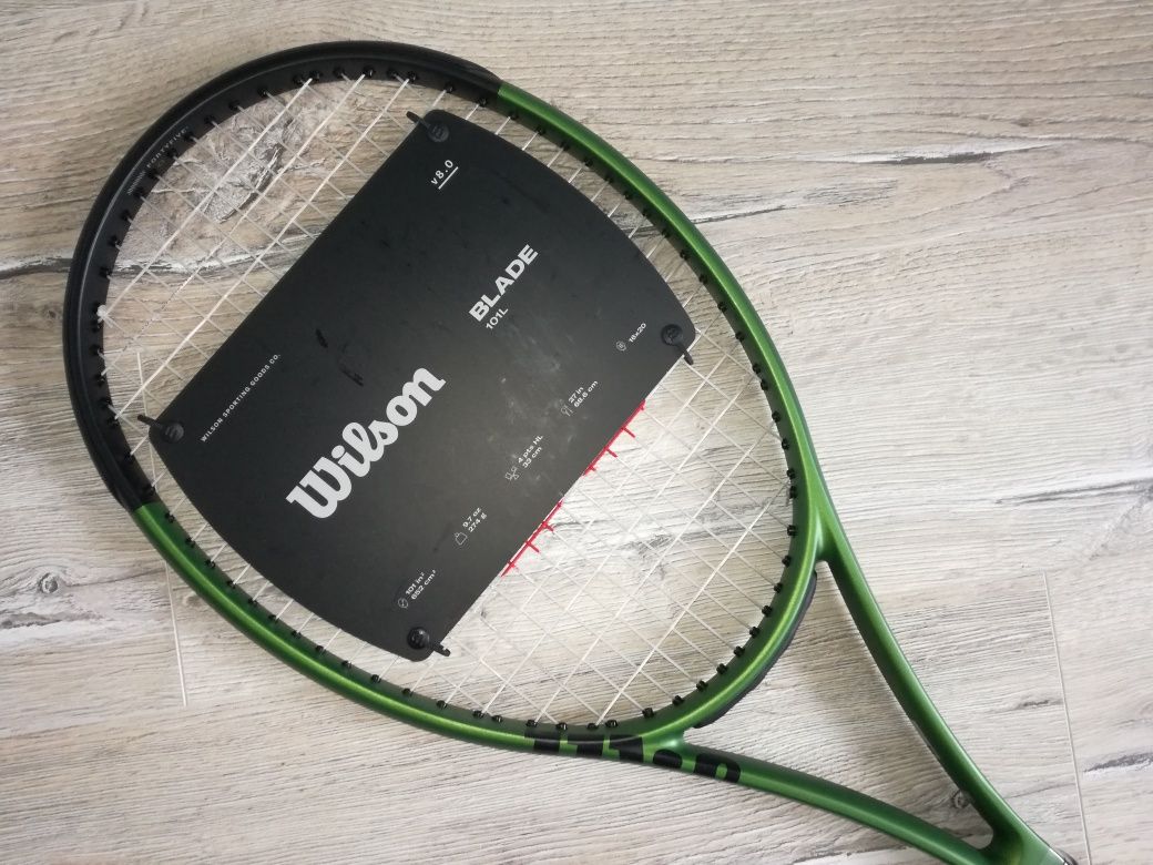 WILSON BLADE V8 101 L nowa rakieta tenisowa, waga 274 gram, rączka 2