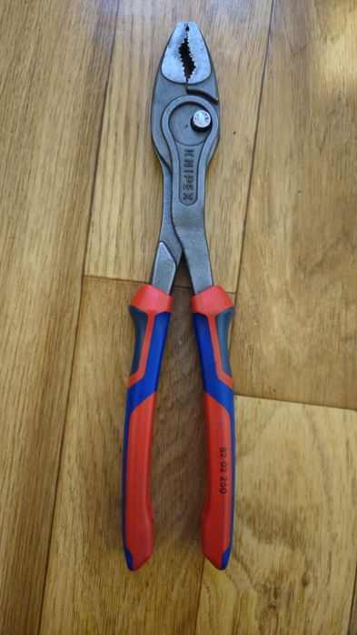 Knipex TwinGrip 82 02 250
