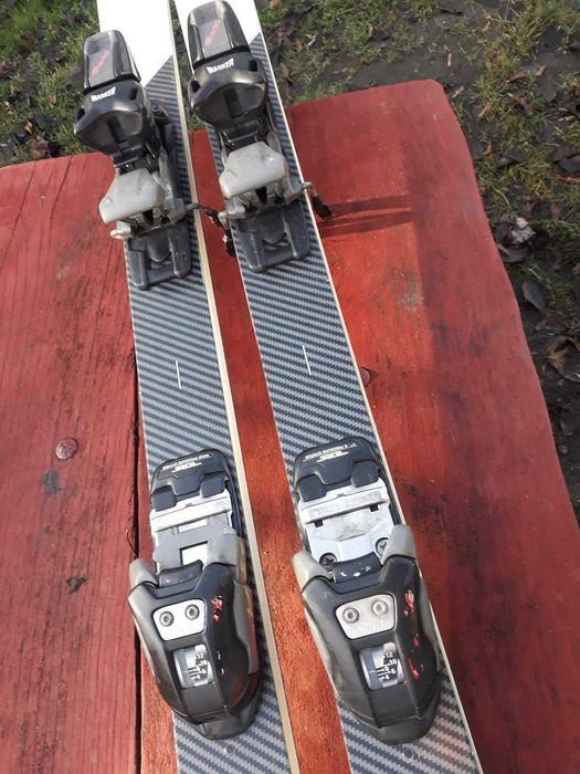 Narty Blizzard Racing