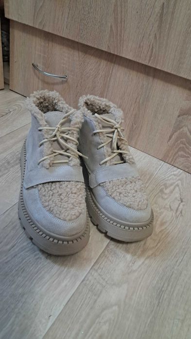 Зимові черевики натуральна замша