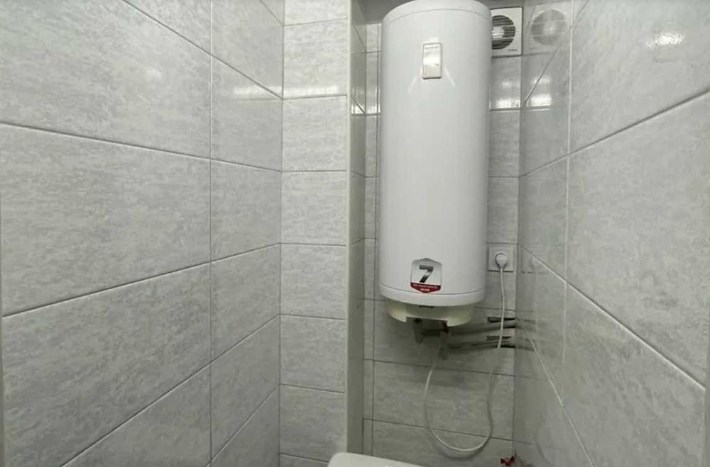 Сдам 3-х ком квартиру посуточно в Одессе по улице Жолио Кюри 64