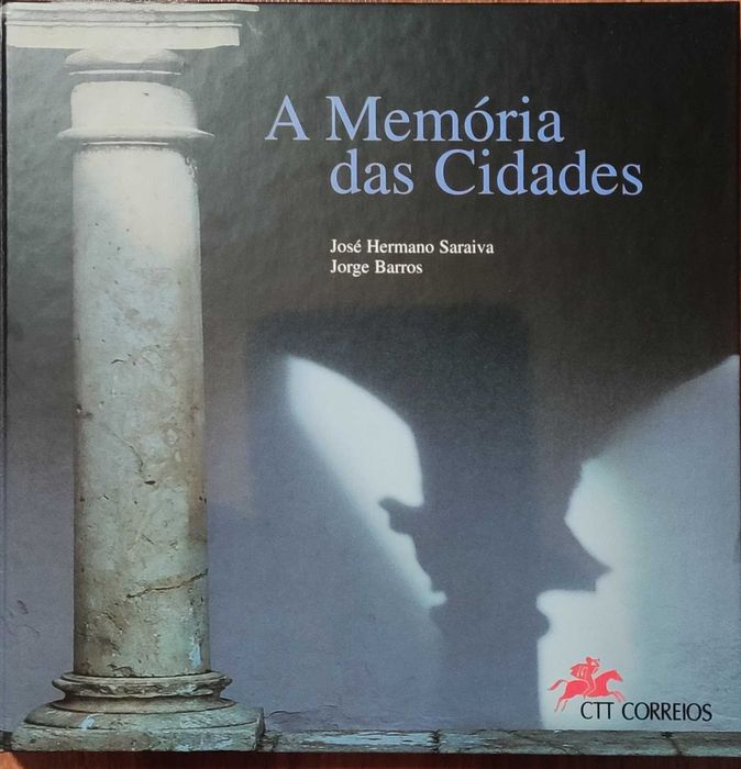Livro "A Memória das Cidades" Edição CTT (inclui selos)