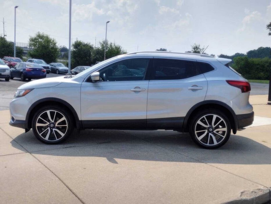Nissan Rogue Sport SL      2019