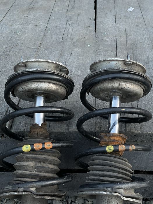 Передні Стойки БМВ Е60/61 Дизель М57 BMW Права Ліва Стойка Амортизатор