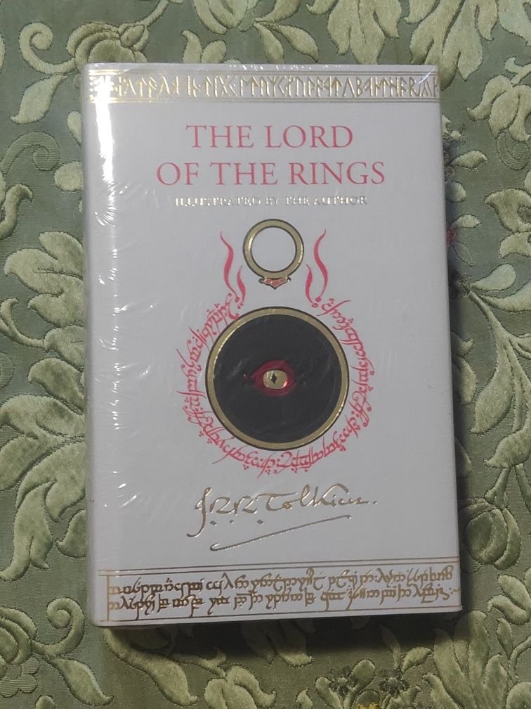 Lord of the rings книга на английском, коллекционное издание.