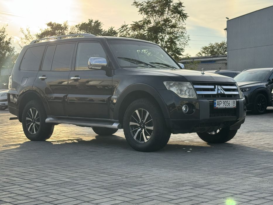 Mitsubishi Pajero Wagon 2007г 3.0 газ автомат 4х4