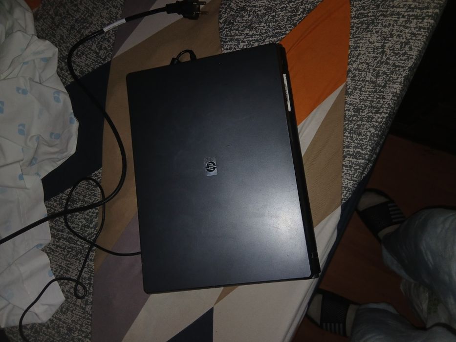 Portatil HP 530 Notebook